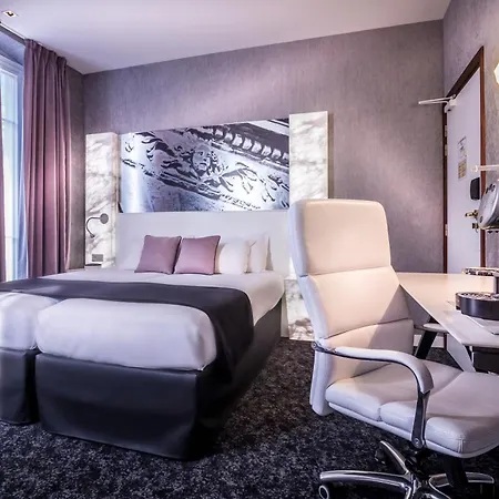 Marais Grands Boulevards Hotel 4*