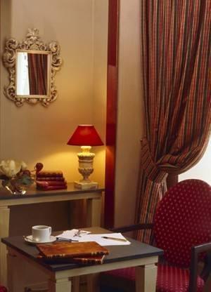Marais Grands Boulevards Hotel 4*