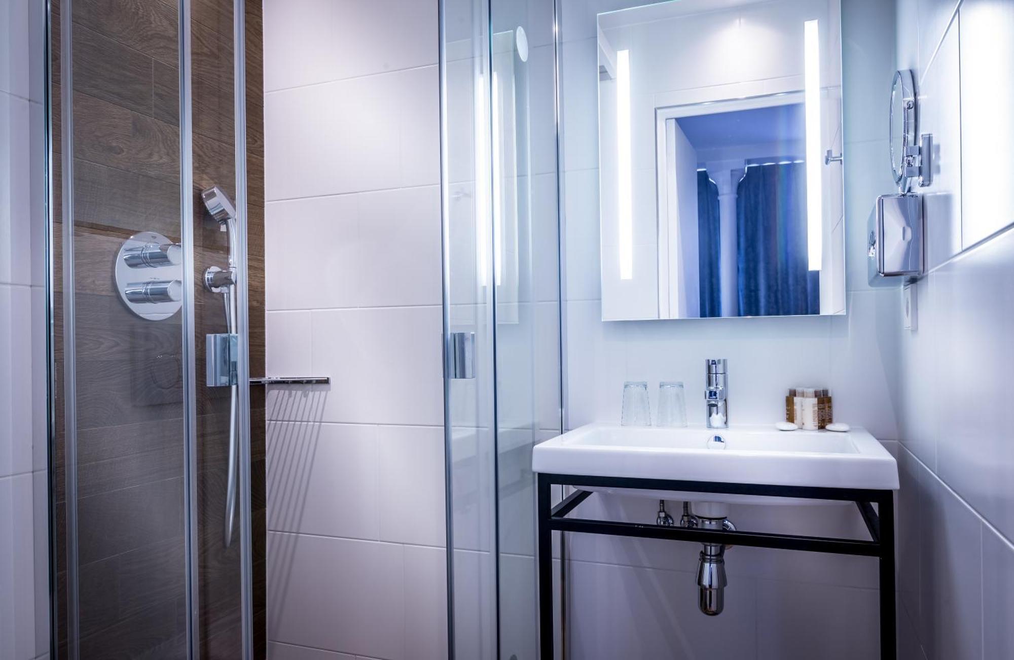 Marais Grands Boulevards Hotel 4*